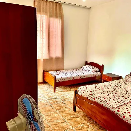 Reyan بيت ضيافة دراس